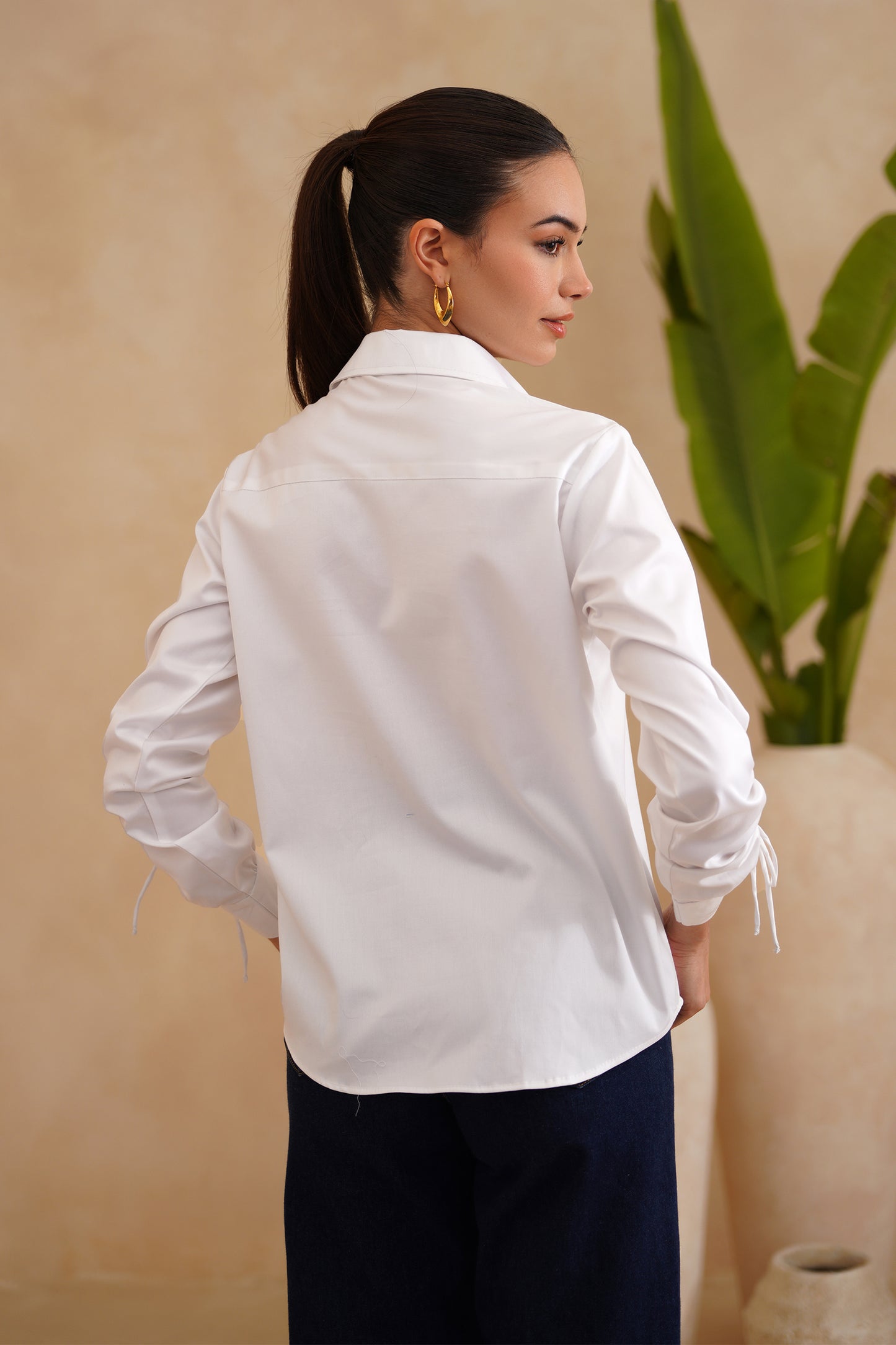Alexis Shirt - Bee Embroidery