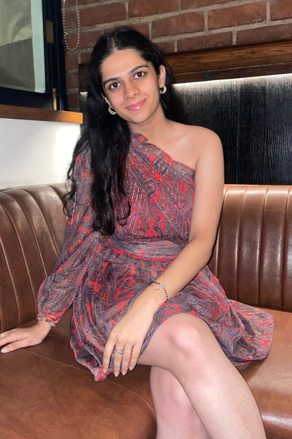 RIYA in Kelly Dress - Red
