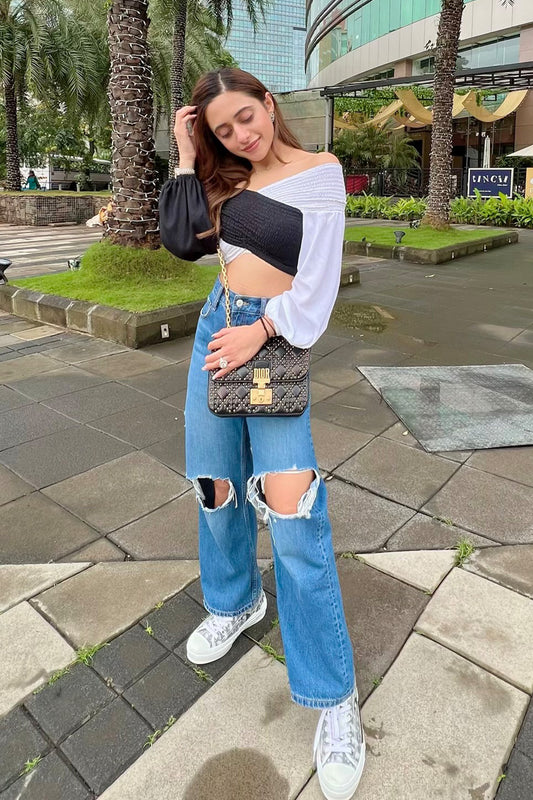 SIYA YADAV in X Top